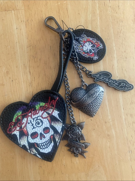 Ed Hardy Accessories - Ed Hardy 5 piece Black Heart Skull & roses bag Charm Keychain NWOT